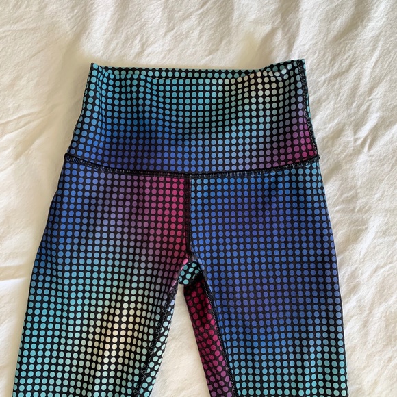 Lululemon fun polka dot leggings high rise size 4 - Picture 3 of 5